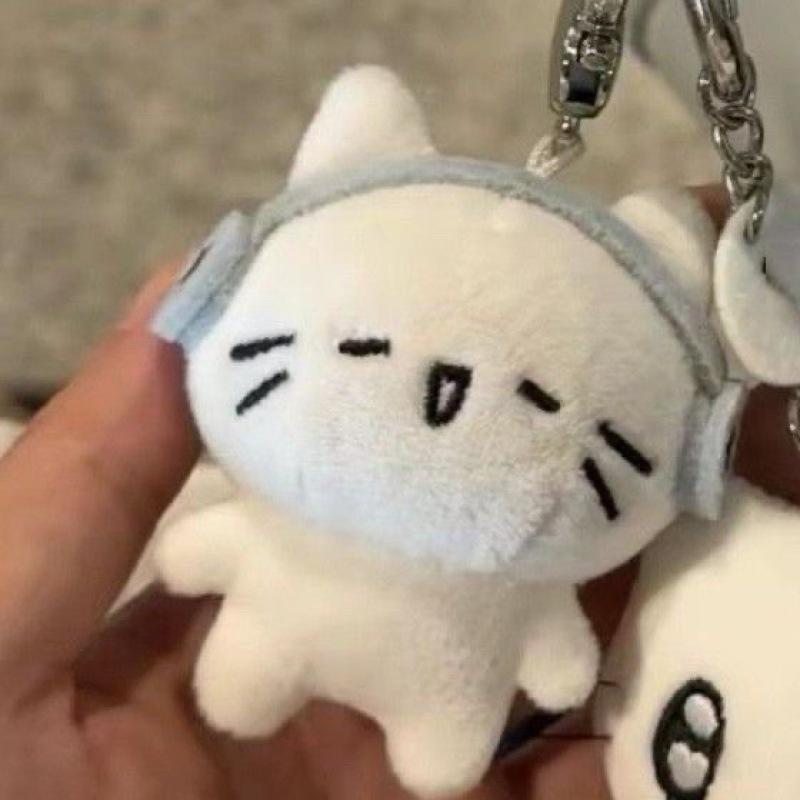 

Cute Earphones Cat Doll Cartoon Healing Plush Doll Bag Hanging Decoration Doll Key Pendant