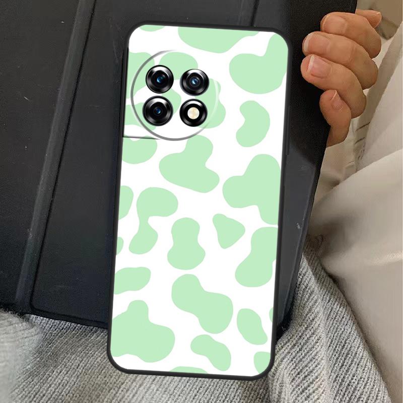 Cow Print Pattern Case For OnePlus 13R 12R 10R 13T 10T 8T 15 13 12 11 Nord CE 4 3 2 Lite N20 N30 Nord 5 Cover