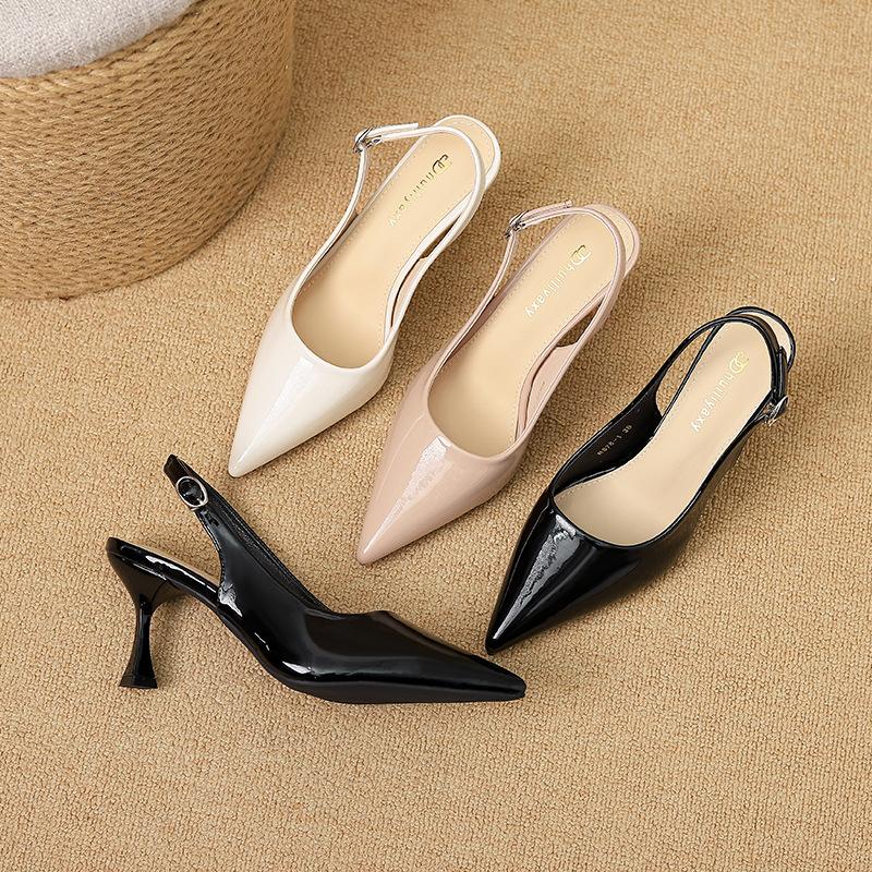 

2025 new spring and autumn temperament high heels French thin heel pointed one word beautiful bag head sandals nude women s shoes 34 чорний