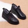 Winter Velvet Warm Old Beijing Cloth Shoes Women's Cotton Shoes Thickened Middle-aged Mother Shoes Soft Sole Non-slip Comfortable Cotton Boots