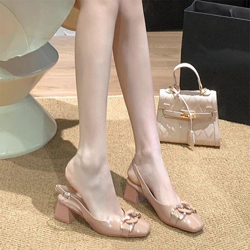 Foreign style fairy style square head female shoes 2025 summer new fashion versatile niche design sense bag head sandals female