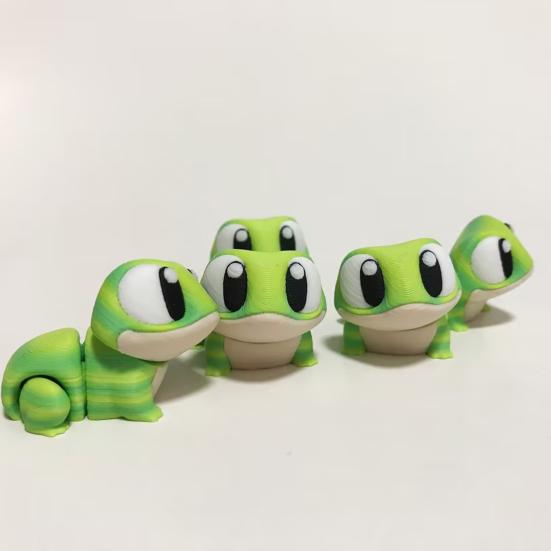 3D Printed Gecko Frog Figurine Movable Joints Big Eyes Frog Figure Articulated Animal Model Fidget Toy Desktop Decoration Ornament