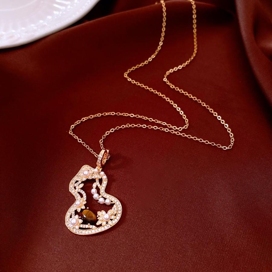 Sun & Stone Pendant Necklace - Titanium & Stainless Steel Clavicle Chain Jewelry