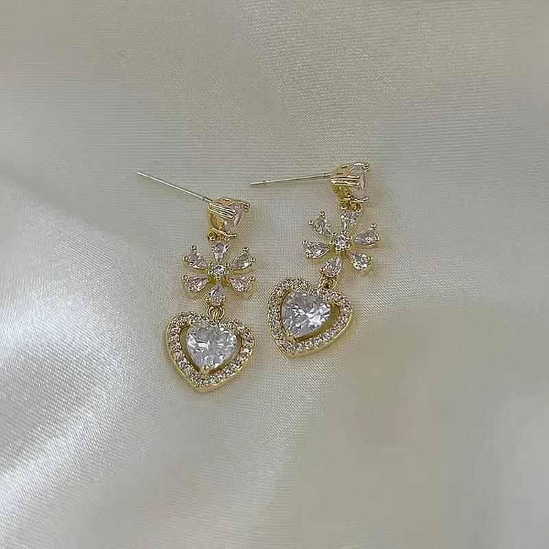 Fashion Flower Love Earrings for Women Korean Style Drop Zircon Stud Earrings Classic Cross Earring Elegant Jewelry Wedding Party Gifts Jewelry