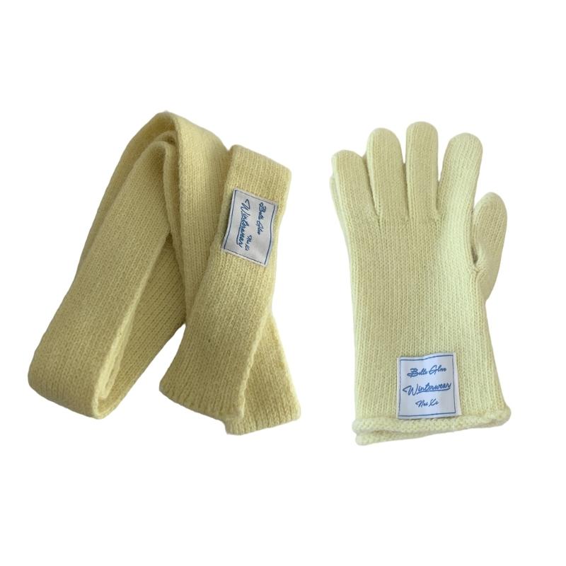 Комплект: Шарф и перчатки. Удлиненный шарф-митенка. Вязаные перчатки. Зимние перчатки с закрытыми пальцами. Для модного зимнего образа. жёлтый