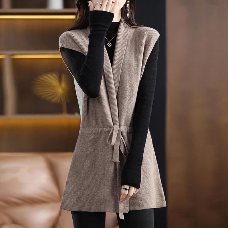 Vest vest women's autumn and winter new solid color V-neck cardigan sleeveless outer cardigan loose and versatile knitted women's vest