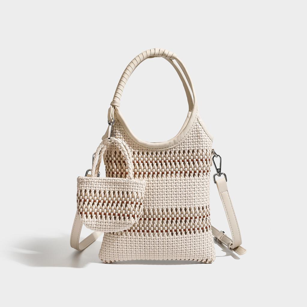 New color blocking woven handbag with female niche design, fashionable mobile phone bag, versatile hollow shoulder bag