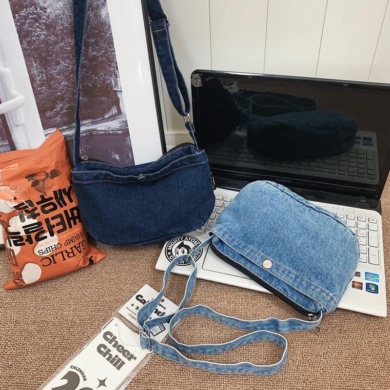 Women Denim Crossbody Bag In Street Trend Style With Soft Structure And Zipper Closure