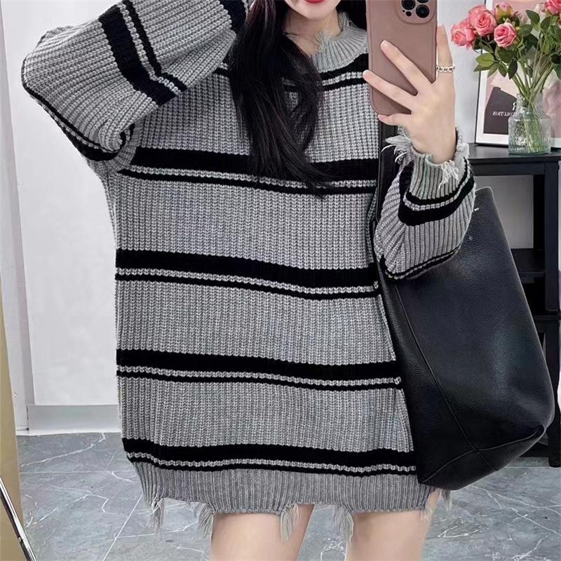 Autumn and Winter New Retro Temperament Loose Round Neck Rough Edge Holes Lazy Style Striped Knitted Pullover Sweater Women