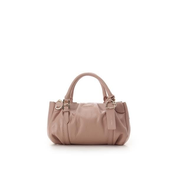 

Tuck design soft leather handbag