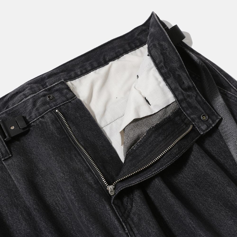 MOIF [Aw25] Wide Belted Denim Pants / Washed Black