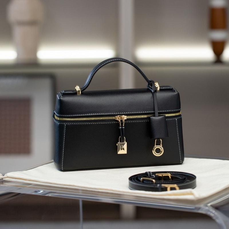 

2025 Нова Жіноча Сумка з Натуральної Шкіри Шкіра Шини 23 Сумка для Ланч-Боксу Міні Маленька Квадратна Сумка Ручна Одноплечова Діагональна Сумка Крос-боді 23x13x8cm