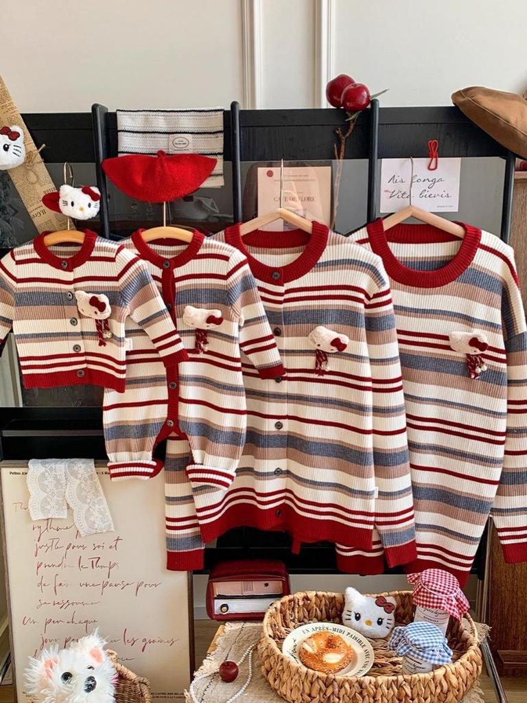 2025 Autumn/Winter Fashionable Family Outfits: Chic Mother-Daughter and Baby Styles for Unique Autumn Wear