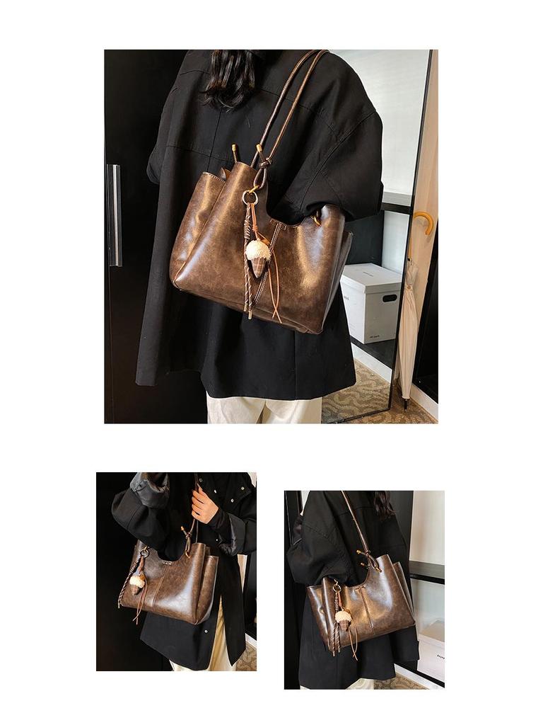 Women's Large Capacity Retro Shoulder Tote - 2025 Spring/Summer Fashion