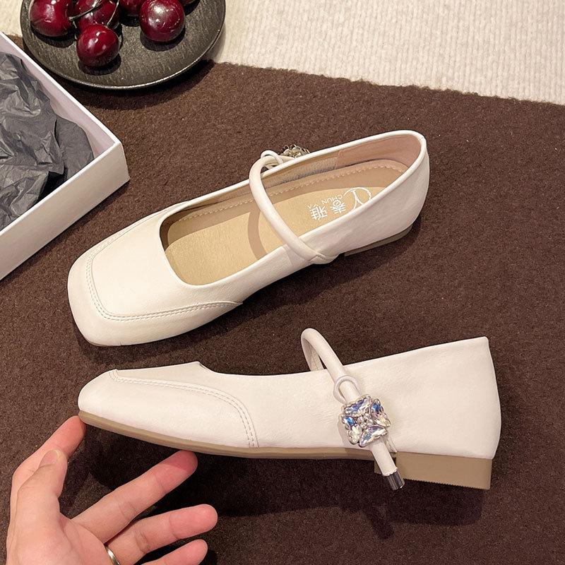 Popular beautiful Mary Jane shoes women's summer 2025 new models with skirts, fashionable temperament, advanced not tired feet, flat shoes