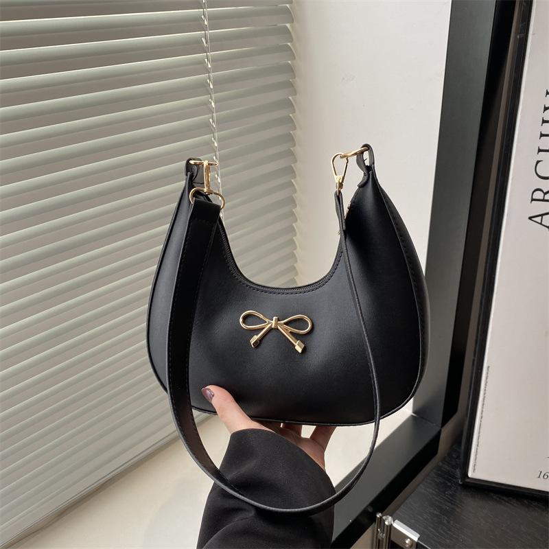 New Temperament Women's Bag Shoulder Bag Bow Decorative Design Crescent Bag Simple Niche Women's Bag