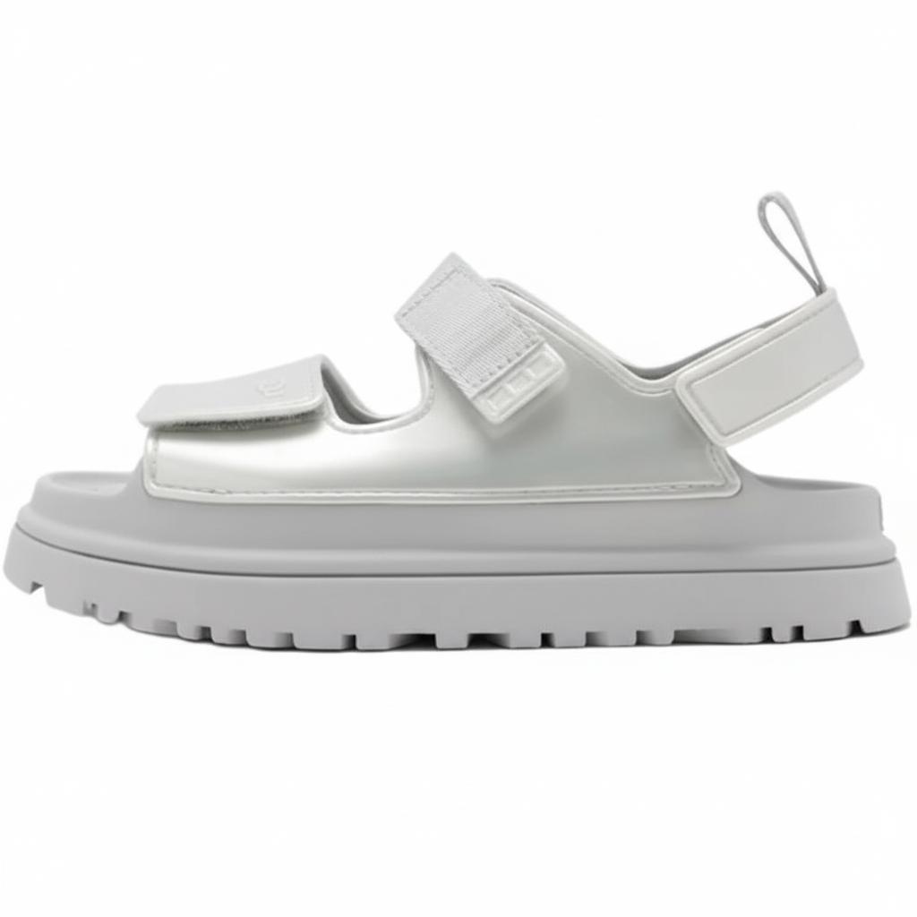 

UGG Golden Glow Comfortable Sandals Kids sandals Silver 1178750-SLVR 38