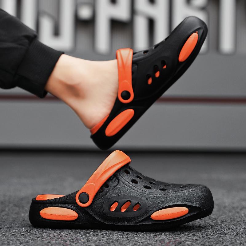 Fashion Summer Men Clogs Breathable Beach Slippers Soft Sole Men Home Slippers Outdoor Antiskid Slides