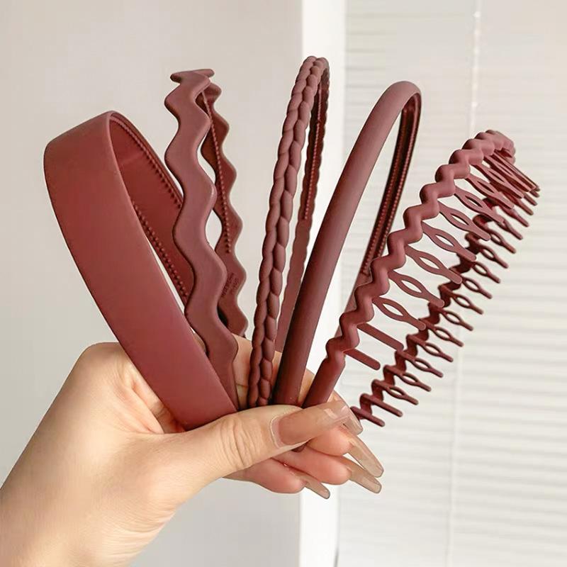 

2024 Новая повязка на голову для женщин на выход, самая простая для сочетания Заколка для умывания лица, Специальная давящая повязка для волос, удобный гаджет,... красный