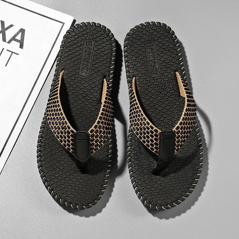 Outdoor fashion cool slippers Thai slippers summer new casual slippers Korean version trendy beach flip-flops