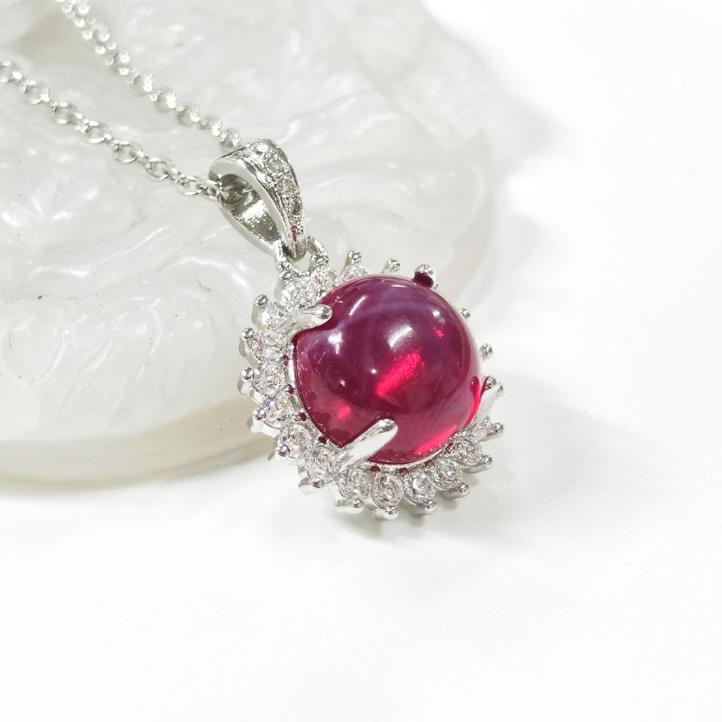 Gusien Jewelry Red Star Light Luxury Vintage Ring, Earring, and Pendant Set