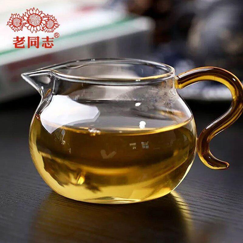 Haiwan 2021 čínský čaj 9968 šarže 211 Sheng Puer Tea Brick 250g