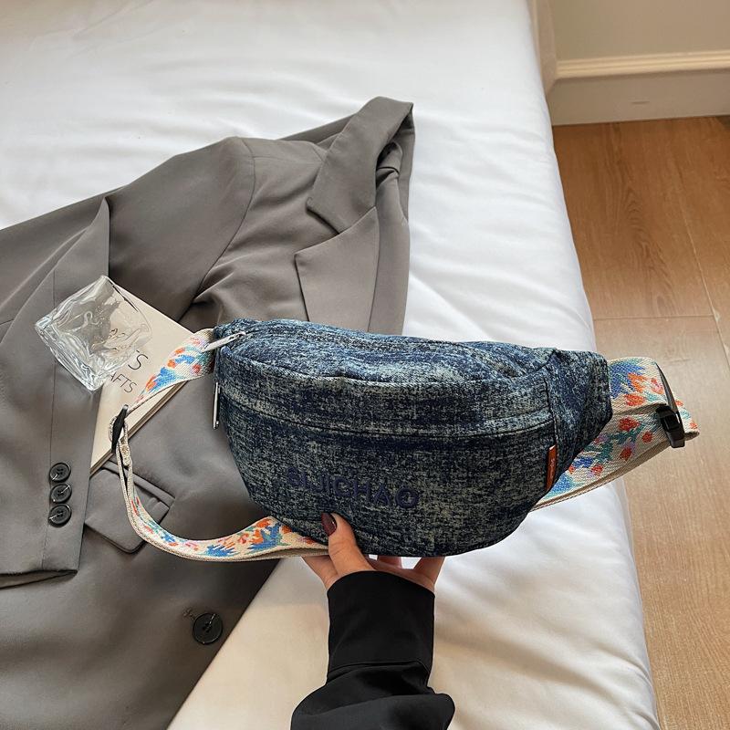 Denim casual shoulder bag women's 2025 autumn new trend crossbody bag sports chest bag niche fashion fanny pack