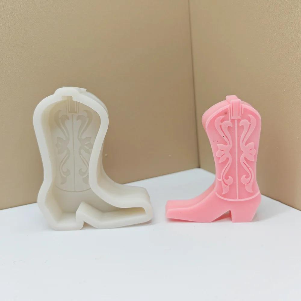 DIY 2D Cowboy Boot Shaped Candle Silicone Mold Carved Pattern Shoes Resin Gypsum Mold Christmas Decoration Gift