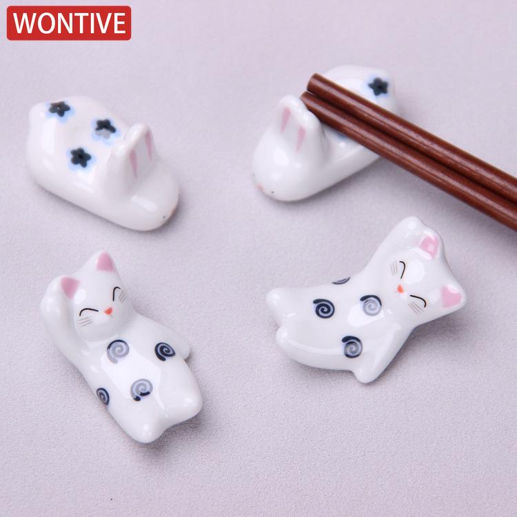 1Pair Cute Rabbit Ceramic Chopsticks Rest Rack Spoon Fork Holder Chopsticks Stand Tableware Pen Holders Kitchen Tools Home Decor