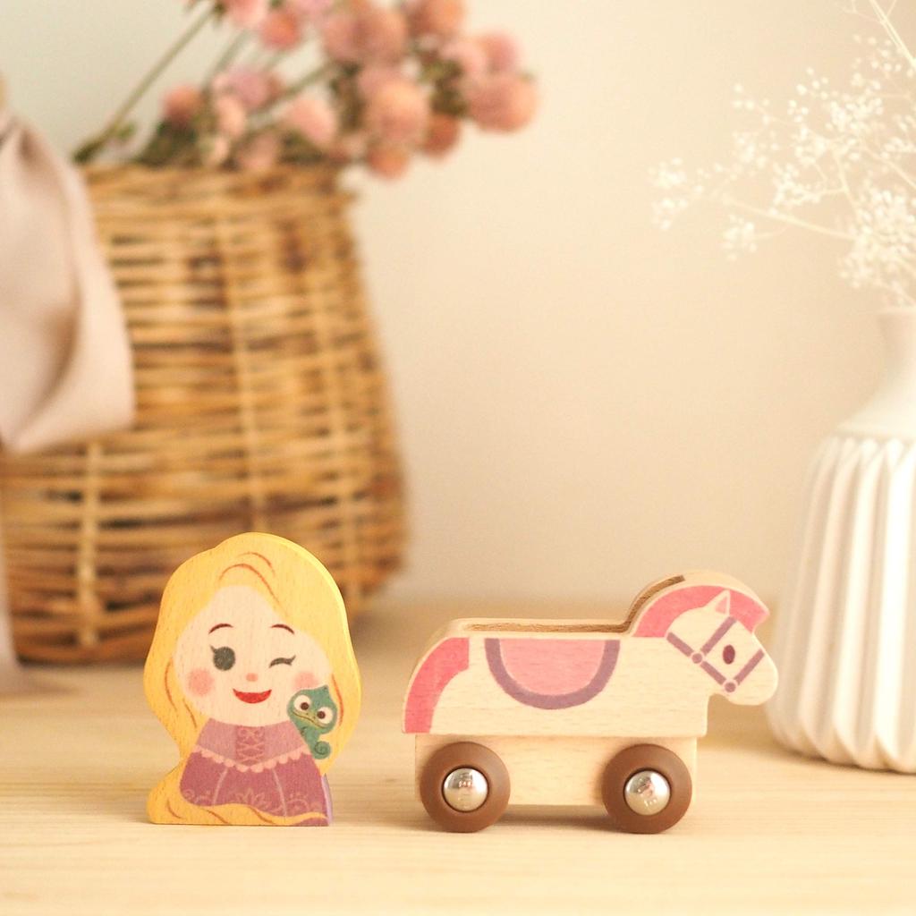 Disney KIDEA VEHICLE Rapunzel Disney Kidia Tsumiki Wooden Toy Educational Toy Children Boys Girls Present Princess Car Toy Rail TYKD00507