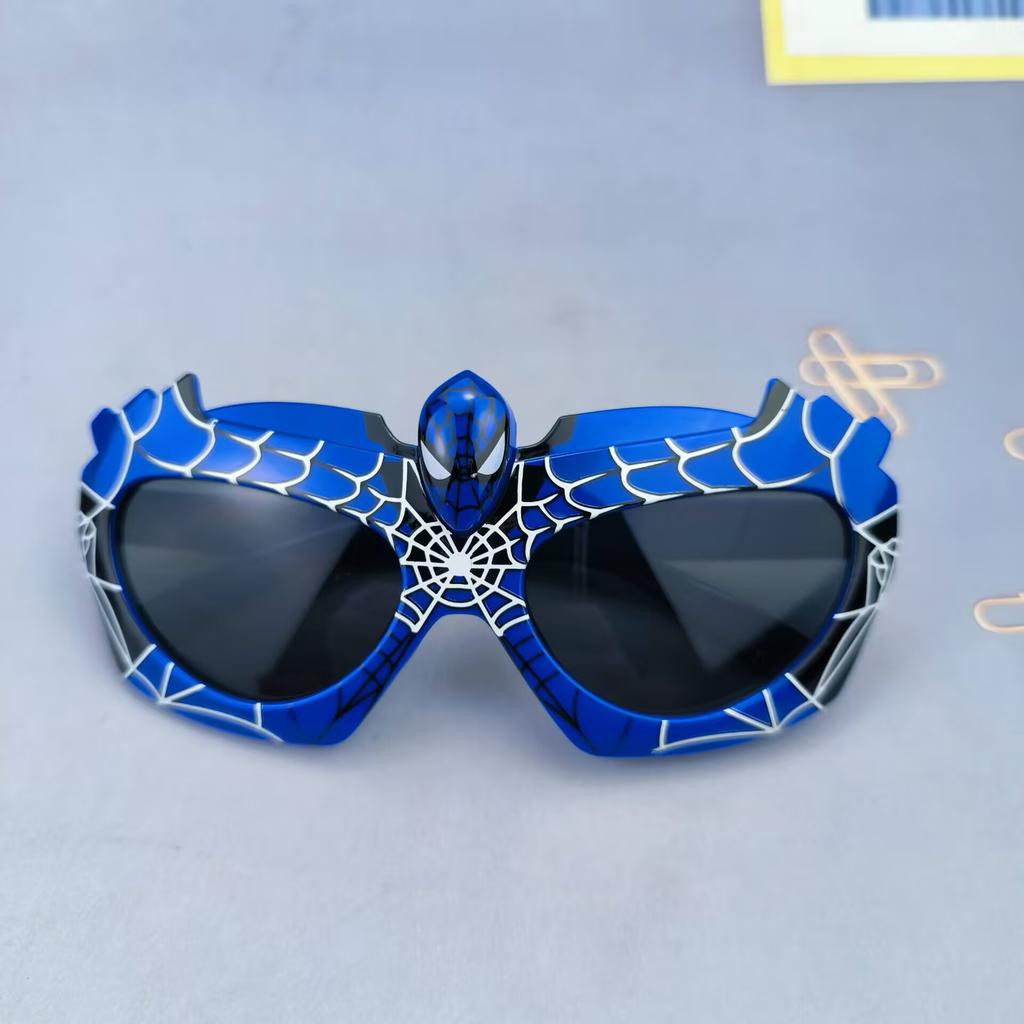 Children's sunglasses, Spider-Man design, cool and stylish, cartoon-themed, sun-protective eyewear for babies, toy sunglasses, also available for