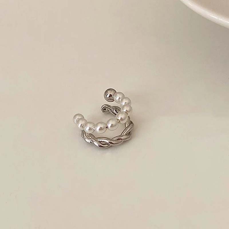 New Korean Gold Double Circle Twist Pearl Ear Cuff Vintage Geometric Circle Earcuff Fake Piercing Pearls Clip on Earings