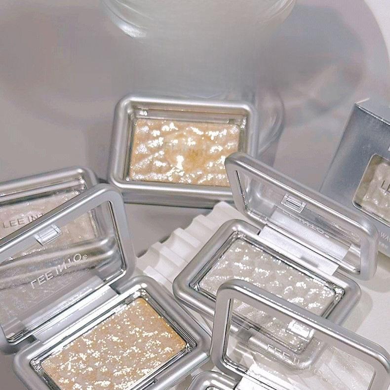 Dreamland Floating Wave Highlighter Powder Rozjaśnia Całe Ciało I Modyfikuje Perłowy, Pudrowy Brokatowy Róż