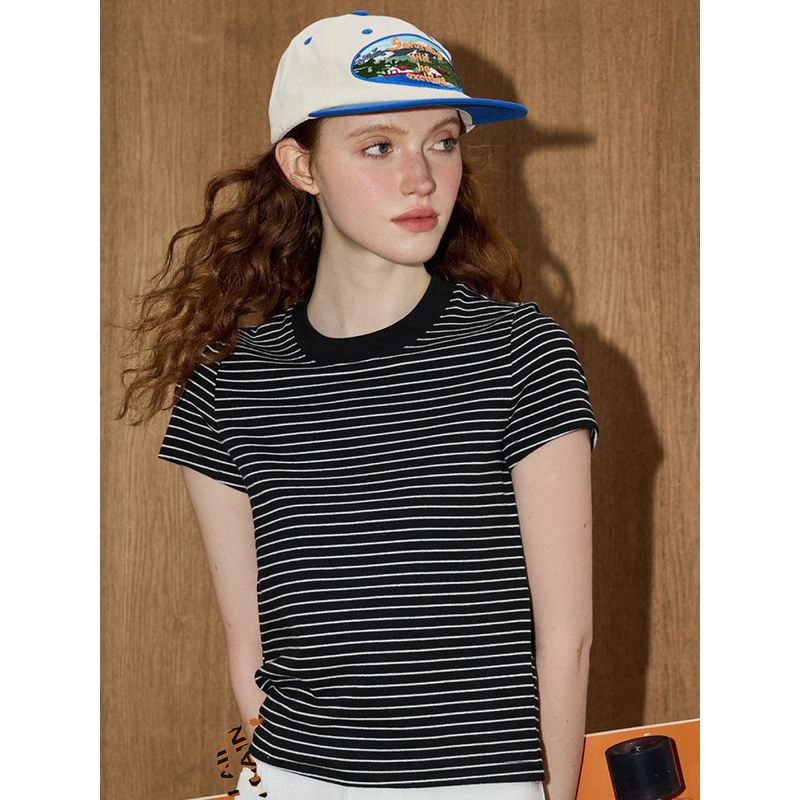 Coolhut Color-Block Striped Short-Sleeve Round-Neck Niche Slimming 2025 Summer Women's T-Shirt with Age-Reducing and Stylish Design