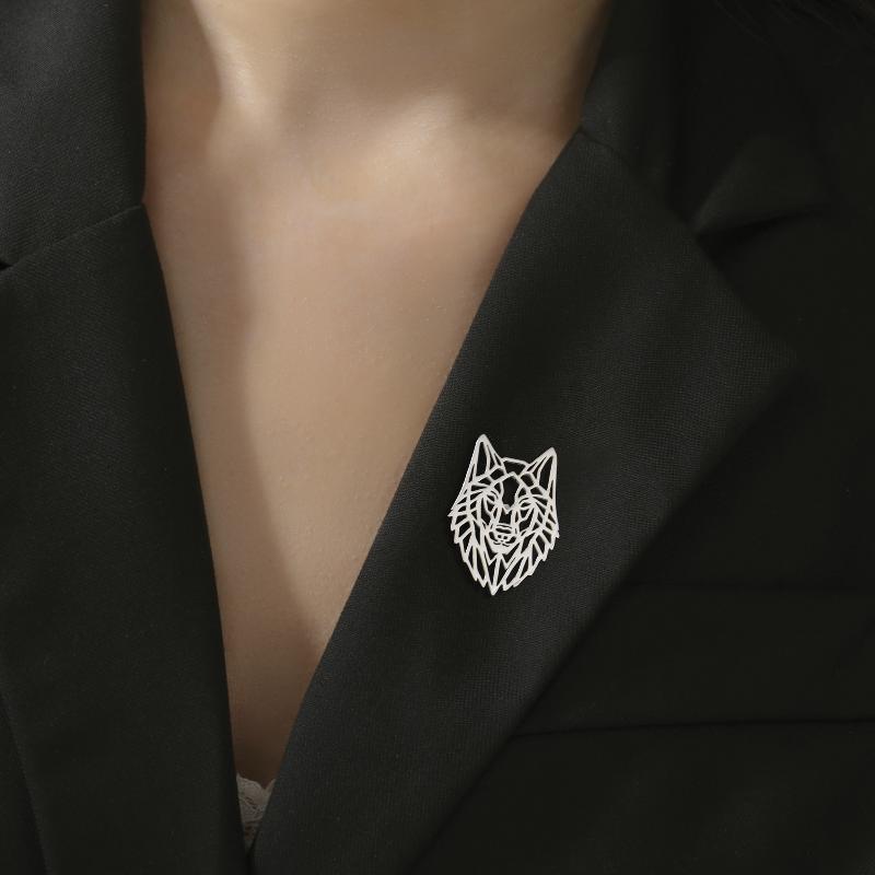 Stainless Steel Spiral Swirl Maze Wolf Head Pins Brooch For Women Men Geometric Suit Collar Badges Jewelry 2026 Trendy Gift