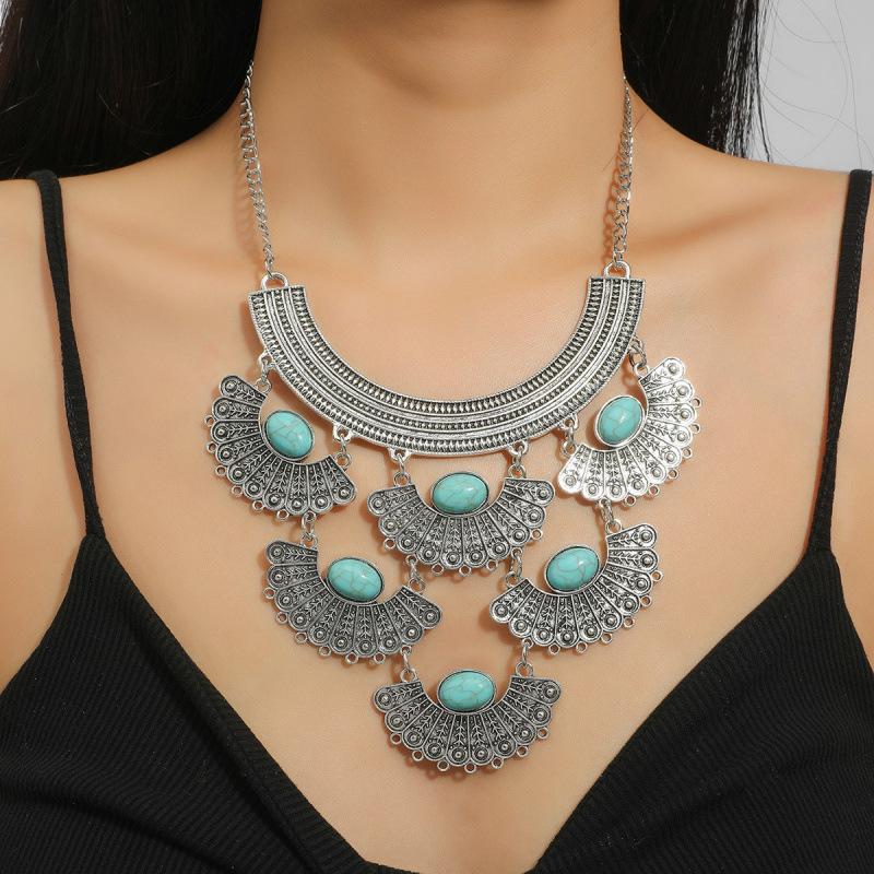 Retro Ethnic Style Alloy Collarbone Chain Hollow Flower Creative Necklace Bohemian Hanfu Ancient Clothing Neck Chain Necklace