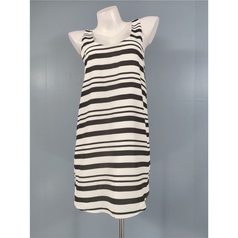 

French Vintage Style Black and White Contrast Color Loose Plaid A- line Skirt Sleeveless round Neck Street Cool Dress Short Skirt for Women Black and White M