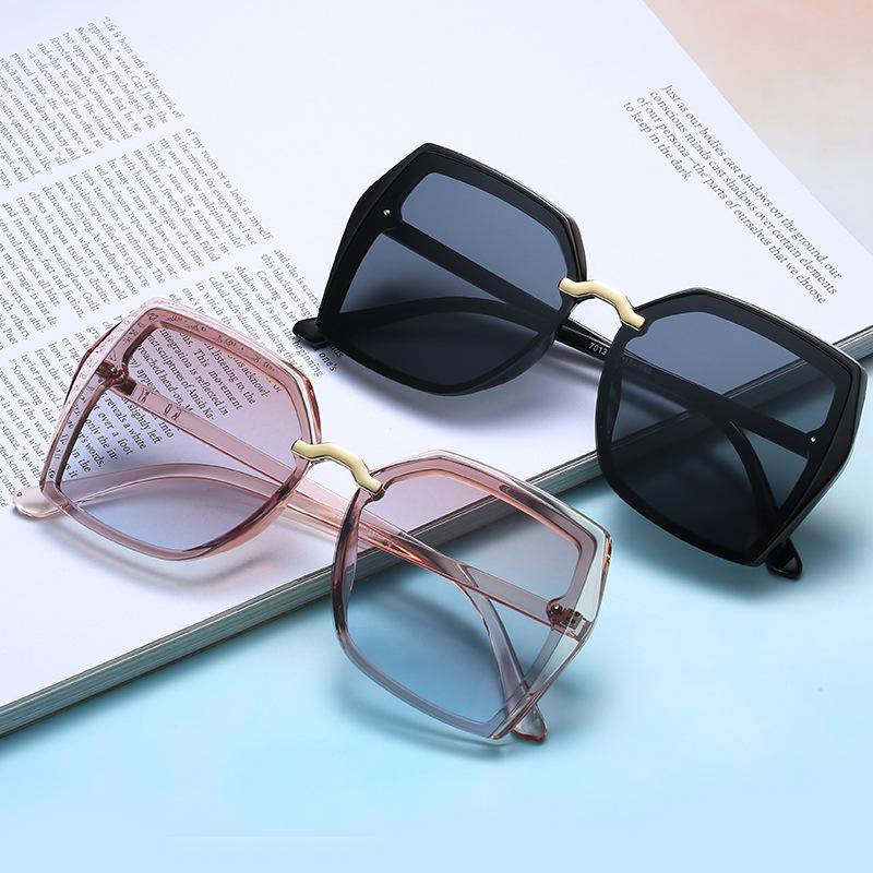 Ladies Driving Polarized Sunglasses Trendy Sunglasses Fashion Retro Large Frame Sunglasses Black Frame Uv400
