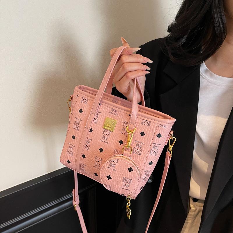 Handheld small bag women's new fashion niche shoulder bucket bag going messenger bag