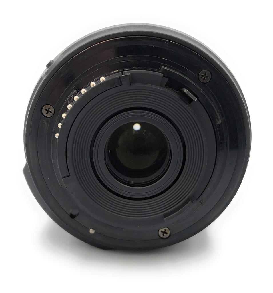 Nikon Standard Zoom Lens DX NIKKOR VR II for Nikon DX Format Only AF-S 18-55mm f/3.5-5.6G