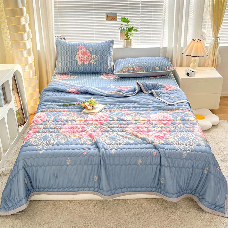 Luxury Floral Style Summer Quilt Skin-friendly Comfortable Ultra Soft Air Conditioning Cooling Quilts Home Travel Thin Blanket
