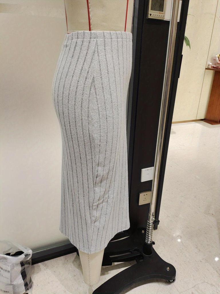 2023 Autumn/Winter Women's Solid Color Casual Slim Fit Round Neck Long Sleeve Skirt Set