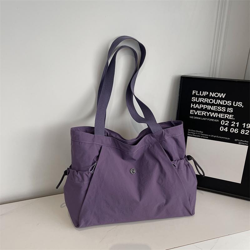 Water-Resistant Nylon Tote Bag for Women – Lightweight and Durable Everyday Shoulder Bag with Multiple Pockets