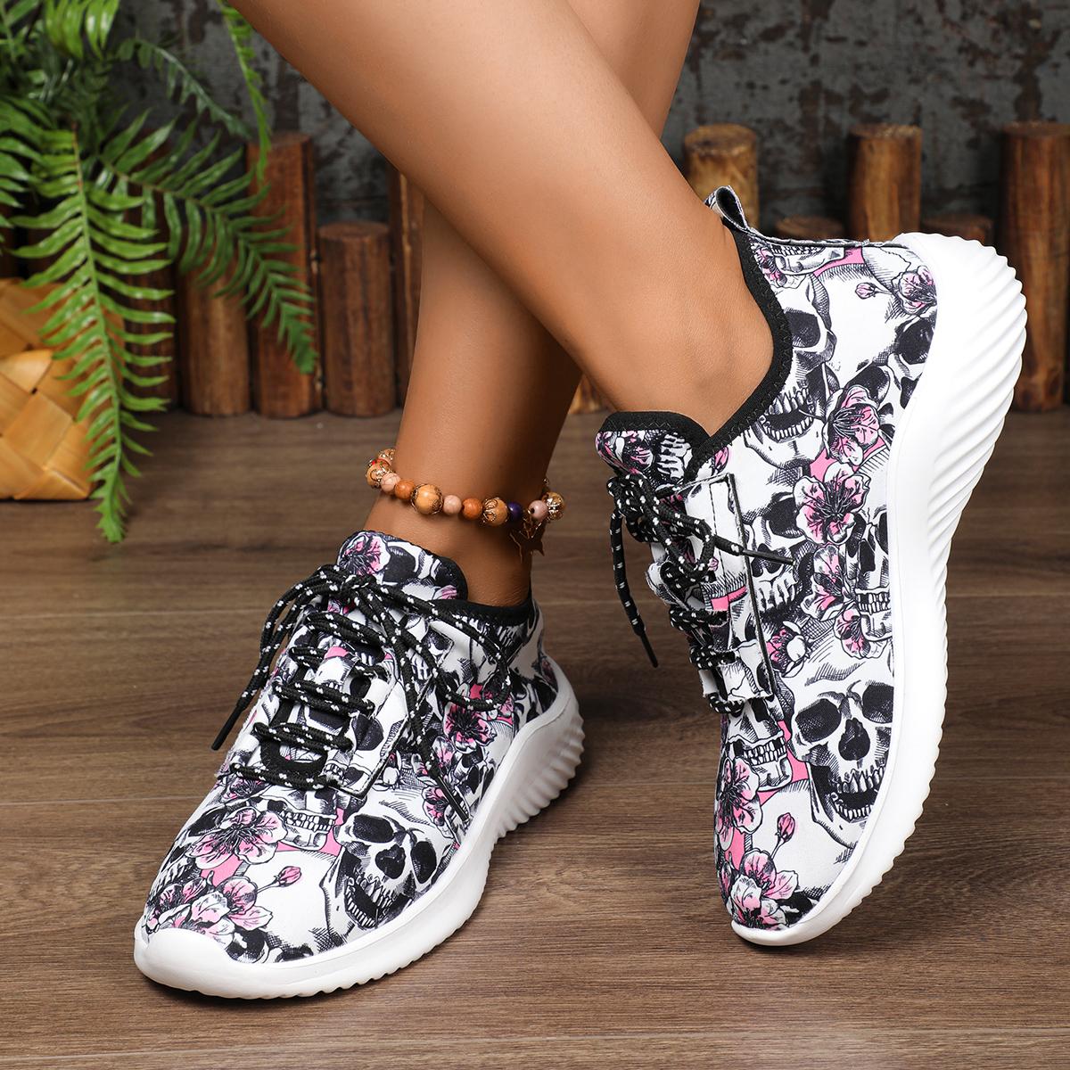 

Новый узор с черепом и цветами Женские спортивные туфли Грязеустойчивые Прочные С круглым носком На шнуровке Кроссовки Дышащие Нескользящие Для улицы Путешествия 43 чёрный