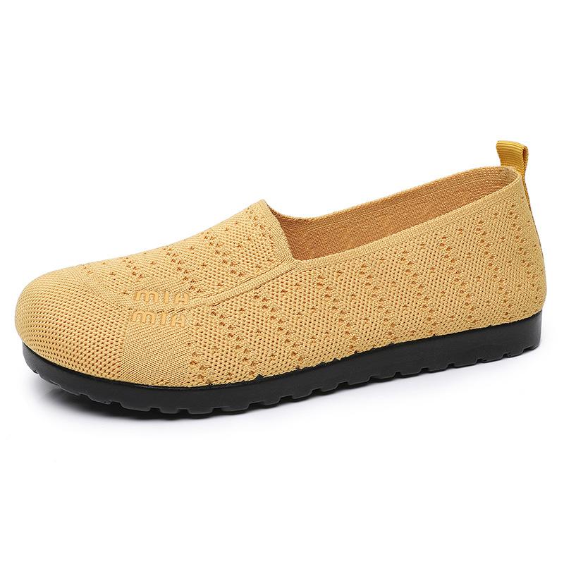 Shoes women's summer new fashion and leisure one-pedal mother shoes breathable, light and comfortable soft-soled single shoes women
