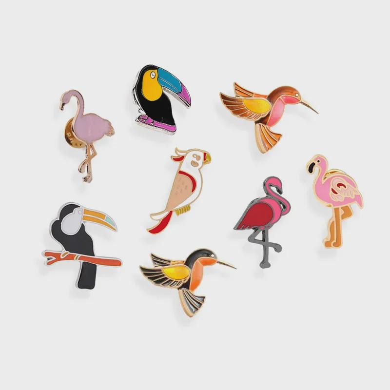 Charming Japanese Girl Cartoon Parrot & Crane Brooch - Creative Small Pin Badge for Versatile Decoration