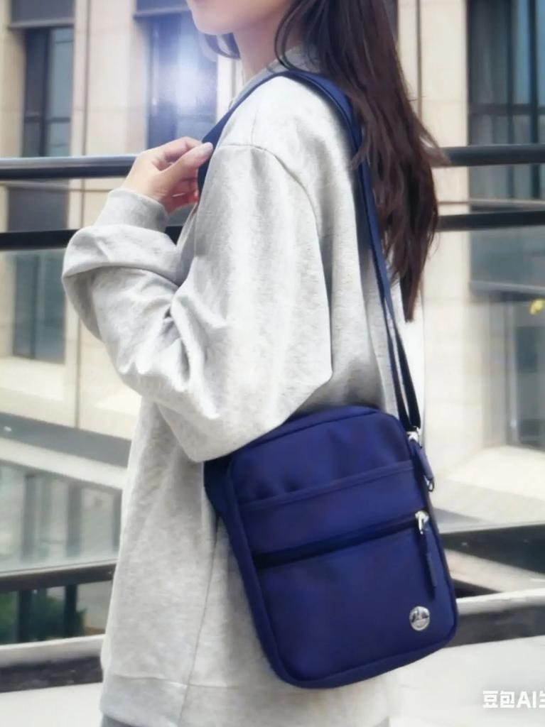 Fashion Casual mobile phone storage bag, mobile miscellaneous bag, coin purse, key bag, card bag, lightweight Shoulder Bag