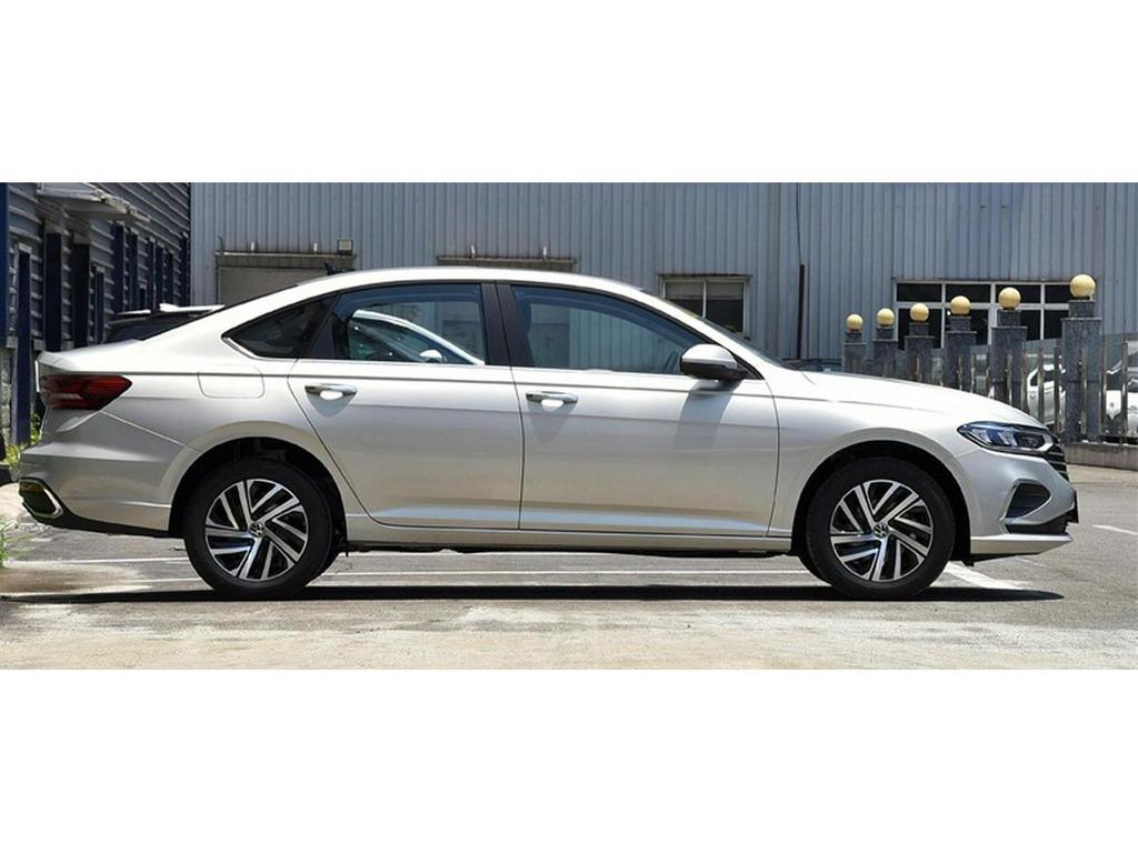 Compatible with Volkswagen Lavida & Gran Turismo: 15", 16", 17" alloy wheels, rims, and tires.