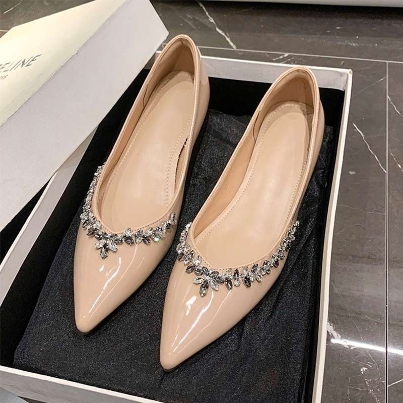 

French niche design Doudou shoes pointed small soft-soled rhinestones with skirts patent leather flat-soled single shoes 42 абрикосовий
