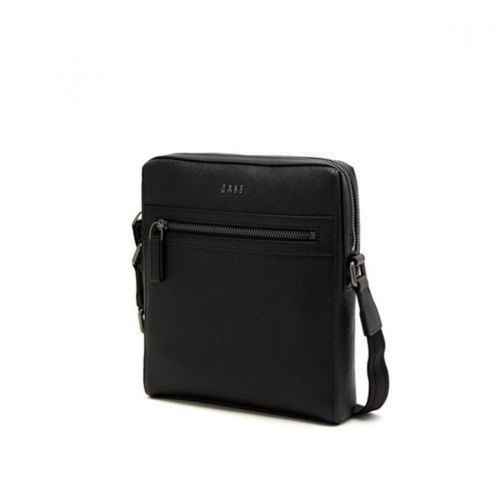 

Daks Black Leather Zipper Crossbody Bag Single option